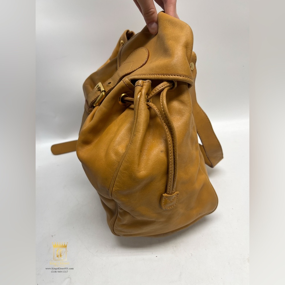 Gucci drawstring leather backpack - image 2